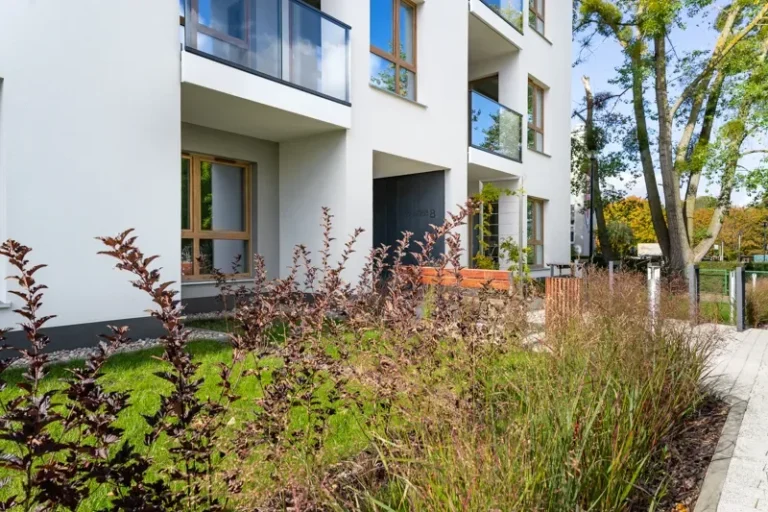 Wybrany obrazek dla artykułu: Jak bezpiecznie kupić mieszkanie od osoby prywatnej? Praktyczny poradnik 2025