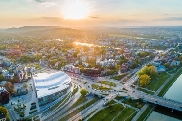 Sprzedaż mieszkania w Krakowie z pomocą biura nieruchomości